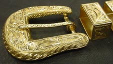 22kt Buckle Side View